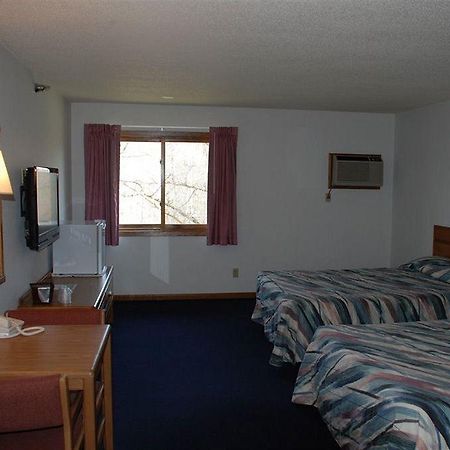 Amerivu Inn Warroad Luaran gambar